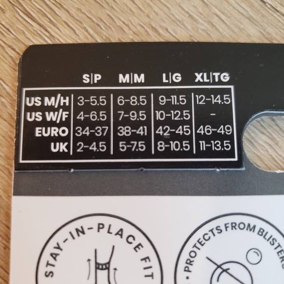 Smartwool White and Gray Socks Set - Picture 8 of 9